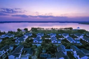 昆山市金岛地产开发有限公司房地产市场调研及双洋湖别墅群规划