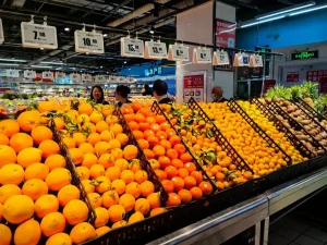 清理消费领域限制性措施 给消费环境松绑